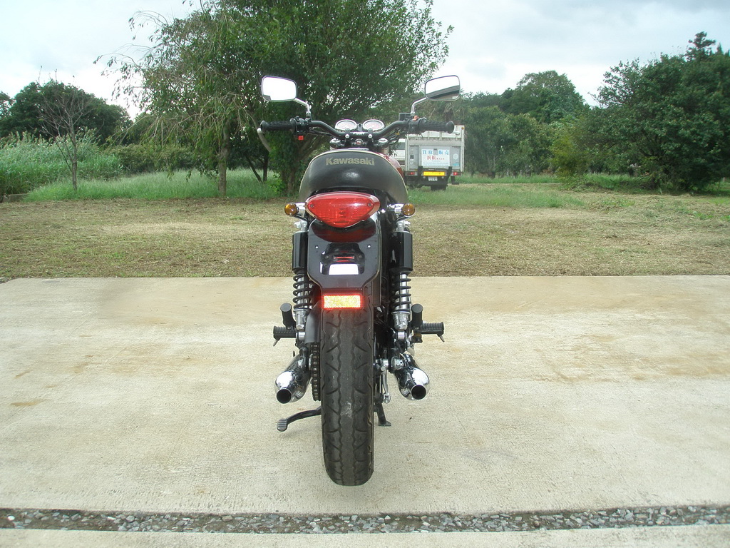 Купить мотоцикл Kawasaki W650 2006 фото 8